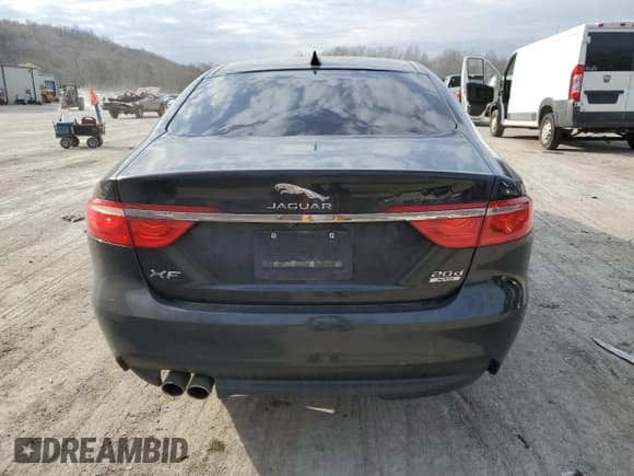 ✅ 2017 Jaguar XF 20d Prestige • VIN: SAJBK4BN5HCY43061 • Lot: 51031705. Listed on Copart with 97,428 mi. Free auction sales archive from the USA and detailed vehicle history report at DreamBid. Image 6.