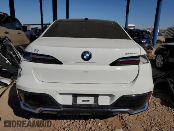 ✅ 2024 BMW i7 eDrive50 • VIN: WBY43EJ06RCR45999 • Лот: 77538844. Опубликован ранее на Copart с пробегом 5 756 миль. Бесплатный доступ к архиву аукционных продаж из США и подробный отчёт об истории автомобиля на DreamBid. Изображение 6.