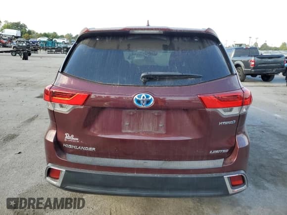 ✅ 2017 Toyota Highlander Hybrid Limited • VIN: 5TDDGRFH2HS021729 • Lot: 82463695. Listed on Copart with Not provided. Free auction sales archive from the USA and detailed vehicle history report at DreamBid. Image 6.
