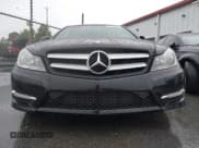 ✅ 2013 Mercedes-Benz C 250 • VIN: WDDGJ4HB0DF992139 • Lot: 42428188. Wystawiony na IAAI z przebiegiem 108 584 mil. Bezpłatny archiwum sprzedaży aukcyjnych z USA i szczegółowy raport historii pojazdu na DreamBid. Zdjęcie 12.