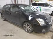 ✅ 2012 Nissan Sentra S • VIN: 3N1AB6AP5CL770010 • Lot: 41853597. Wystawiony na IAAI z przebiegiem 143 544 mil. Bezpłatny archiwum sprzedaży aukcyjnych z USA i szczegółowy raport historii pojazdu na DreamBid. Zdjęcie 1.