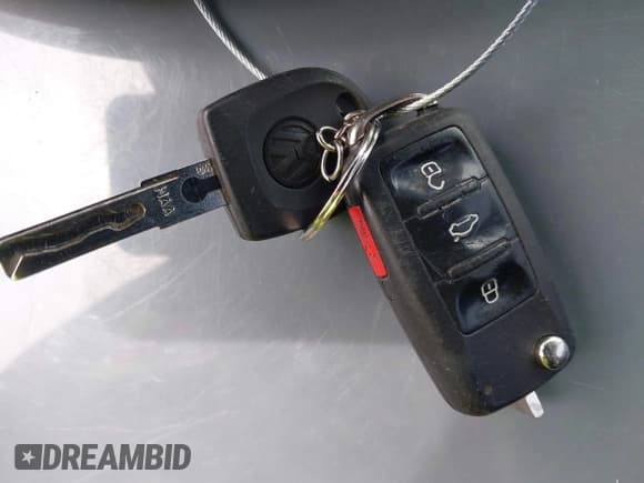 ✅ 2011 Volkswagen Jetta • VIN: 3VW2K7AJ1BM331976 • Lot: 41808562. Listed on IAAI with 191,611 mi. Free auction sales archive from the USA and detailed vehicle history report at DreamBid. Image 11.