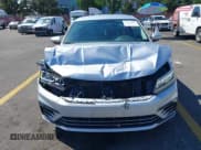 ✅ 2017 Volkswagen Passat R-Line • VIN: 1VWDT7A39HC027053 • Лот: 43378954. Опубликован ранее на IAAI с пробегом 105 925 миль. Бесплатный доступ к архиву аукционных продаж из США и подробный отчёт об истории автомобиля на DreamBid. Изображение 6.