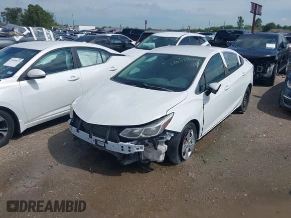 ✅ 2016 Chevrolet Cruze LS • VIN: 1G1BC5SM0G7252578 • Lot: 28802956. Listed on IAAI with 92,892 mi. Free auction sales archive from the USA and detailed vehicle history report at DreamBid. Image 2.