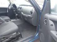 ✅ 2004 Jeep Liberty Sport • VIN: 1J4GL48K54W287237 • Lot: 43810111. Listed on IAAI with 51,375 mi. Free auction sales archive from the USA and detailed vehicle history report at DreamBid. Image 5.