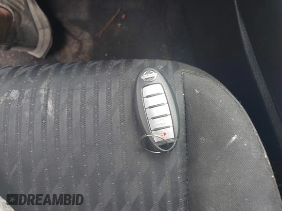 ✅ 2017 Nissan Altima S • VIN: 1N4AL3AP0HC250346 • Lot: 43383341. Wystawiony na IAAI z przebiegiem 151 240 mil. Bezpłatny archiwum sprzedaży aukcyjnych z USA i szczegółowy raport historii pojazdu na DreamBid. Zdjęcie 11.