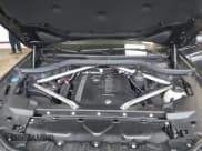 ✅ 2021 BMW X6 xDrive40i • VIN: 5UXCY6C01M9F60021 • Lot: 41972595. Wystawiony na IAAI z przebiegiem 64 064 mil. Bezpłatny archiwum sprzedaży aukcyjnych z USA i szczegółowy raport historii pojazdu na DreamBid. Zdjęcie 10.