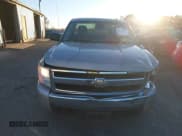 ✅ 2007 Chevrolet Silverado 1500 1LT • VIN: 1GCEC14C37Z617583 • Lot: 43721071. Wystawiony na IAAI z przebiegiem 106 858 mil. Bezpłatny archiwum sprzedaży aukcyjnych z USA i szczegółowy raport historii pojazdu na DreamBid. Zdjęcie 12.