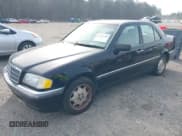 ✅ 1998 Mercedes-Benz C 230/260/280/320 • VIN: WDBHA23G9WA639273 • Lot: 41721769. Wystawiony na IAAI z przebiegiem 149 142 mil. Bezpłatny archiwum sprzedaży aukcyjnych z USA i szczegółowy raport historii pojazdu na DreamBid. Zdjęcie 2.