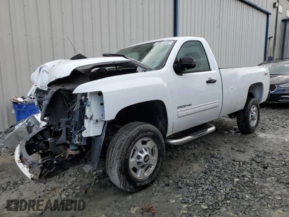 ✅ 2011 Chevrolet Silverado 2500HD LT • VIN: 1GC0KXCG1BF173778 • Lot: 84734464. Listed on Copart with 23,864 mi. Free auction sales archive from the USA and detailed vehicle history report at DreamBid. Image 1.