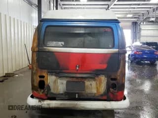 ✅ 1971 Volkswagen Vanagon • VIN: 2312121803 • Lot: 64902934. Wystawiony na Copart z przebiegiem Nie podano. Bezpłatny archiwum sprzedaży aukcyjnych z USA i szczegółowy raport historii pojazdu na DreamBid. Zdjęcie 6.
