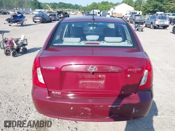 ✅ 2011 Hyundai Accent GLS • VIN: KMHCN4AC2BU597139 • Лот: 42571422. Опубликован ранее на IAAI с пробегом 127 877 миль. Бесплатный доступ к архиву аукционных продаж из США и подробный отчёт об истории автомобиля на DreamBid. Изображение 16.