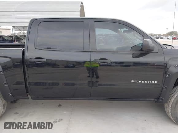 ✅ 2014 Chevrolet Silverado 1500 LT • VIN: 3GCUKREC5EG493728 • Lot: 41710490. Wystawiony na IAAI z przebiegiem 243 509 mil. Bezpłatny archiwum sprzedaży aukcyjnych z USA i szczegółowy raport historii pojazdu na DreamBid. Zdjęcie 13.