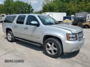✅ 2014 Chevrolet Suburban LT • VIN: 1GNSKJE74ER143879 • Lot: 65392194. Wystawiony na Copart z przebiegiem 277 412 mil. Bezpłatny archiwum sprzedaży aukcyjnych z USA i szczegółowy raport historii pojazdu na DreamBid. Zdjęcie 4.