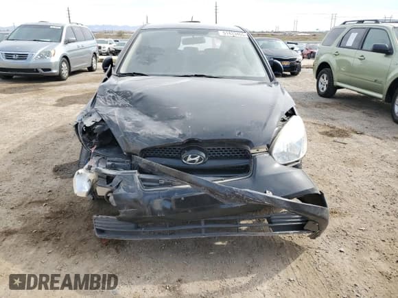 ✅ 2010 Hyundai Accent GS • VIN: KMHCM3AC7AU173953 • Лот: 51433465. Опубликован ранее на Copart с пробегом 176 462 миль. Бесплатный доступ к архиву аукционных продаж из США и подробный отчёт об истории автомобиля на DreamBid. Изображение 5.