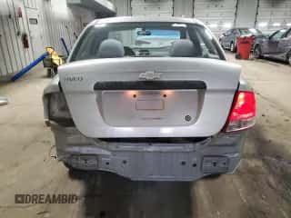 2004 Chevrolet Aveo z VIN KL1TD52684B256940, wystawiony jako Copart lot #89134935 z przebiegiem 156 118 mil mil oraz Nie do naprawy • Non repairable. Historia ofert i sprzedaży dostępna na DreamBid. Obrazek 6.