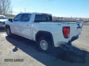 ✅ 2020 GMC Sierra 1500 SLE • VIN: 3GTU9BED0LG210421 • Лот: 41471994. Опубликован ранее на IAAI с пробегом 121 581 миль. Бесплатный доступ к архиву аукционных продаж из США и подробный отчёт об истории автомобиля на DreamBid. Изображение 3.