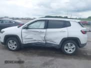 ✅ 2022 Jeep Compass Latitude • VIN: 3C4NJDBB6NT156577 • Lot: 42831815. Listed on IAAI with 86,000 mi. Free auction sales archive from the USA and detailed vehicle history report at DreamBid. Image 14.