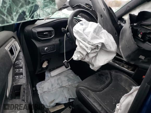 ✅ 2020 Ford Explorer ST • VIN: 1FM5K8GC9LGA53236 • Lot: 82105645. Wystawiony na Copart z przebiegiem 83 340 mil. Bezpłatny archiwum sprzedaży aukcyjnych z USA i szczegółowy raport historii pojazdu na DreamBid. Zdjęcie 8.