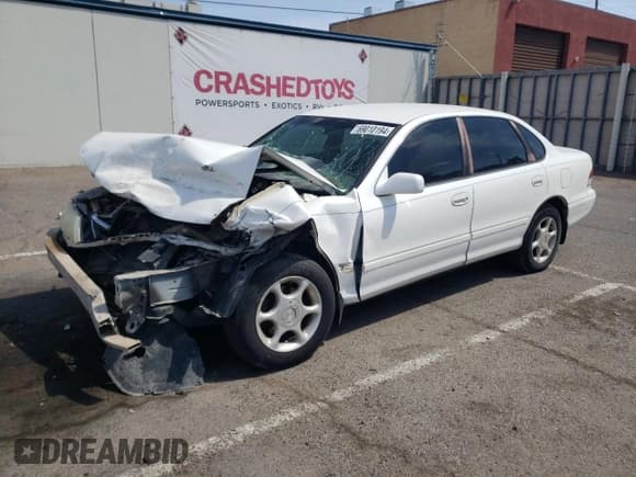 ✅ 1997 Toyota Avalon XL • VIN: 4T1BF12B8VU182635 • Лот: 69010194. Опубликован ранее на Copart с пробегом 224 893 миль. Бесплатный доступ к архиву аукционных продаж из США и подробный отчёт об истории автомобиля на DreamBid. Изображение 1.