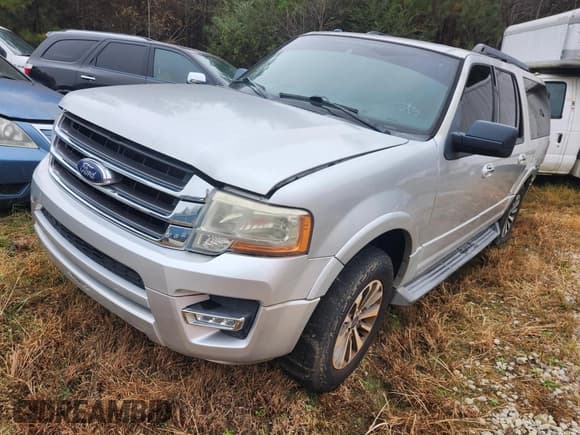 ✅ 2015 Ford Expedition Max XLT • VIN: 1FMJK1HT1FEF05619 • Лот: 43923499. Опубликован ранее на IAAI с пробегом Не указан. Бесплатный доступ к архиву аукционных продаж из США и подробный отчёт об истории автомобиля на DreamBid. Изображение 2.