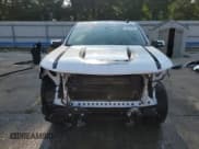 ✅ 2019 Chevrolet Silverado 1500 LT • VIN: 1GCRWCED8KZ318854 • Lot: 58781705. Wystawiony na Copart z przebiegiem 203 074 mil. Bezpłatny archiwum sprzedaży aukcyjnych z USA i szczegółowy raport historii pojazdu na DreamBid. Zdjęcie 5.