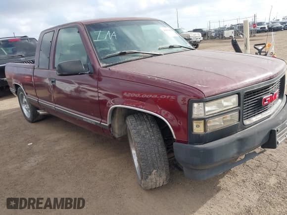 ✅ 1996 GMC Sierra 1500 • VIN: 2GTEC19R8T1553685 • Lot: 41503682. Wystawiony na IAAI z przebiegiem 238 634 mil. Bezpłatny archiwum sprzedaży aukcyjnych z USA i szczegółowy raport historii pojazdu na DreamBid. Zdjęcie 1.