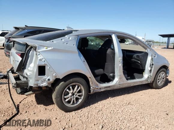 ✅ 2019 Toyota Prius XLE • VIN: JTDKARFU6K3090826 • Lot: 90493425. Listed on Copart with 51,280 mi. Free auction sales archive from the USA and detailed vehicle history report at DreamBid. Image 3.