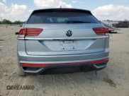 ✅ 2021 Volkswagen Atlas S • VIN: 1V2AC2CA9MC204374 • Lot: 83822435. Listed on Copart with 63,751 mi. Free auction sales archive from the USA and detailed vehicle history report at DreamBid. Image 6.