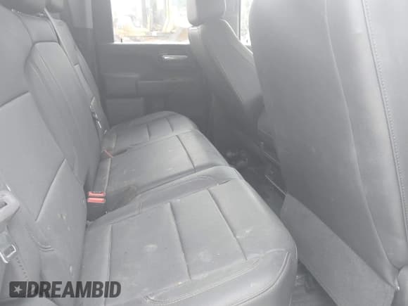 ✅ 2024 Chevrolet Silverado 2500HD • VIN: 1GB2YLE73RF353100 • Лот: 43300422. Опубликован ранее на IAAI с пробегом 15 169 миль. Бесплатный доступ к архиву аукционных продаж из США и подробный отчёт об истории автомобиля на DreamBid. Изображение 8.