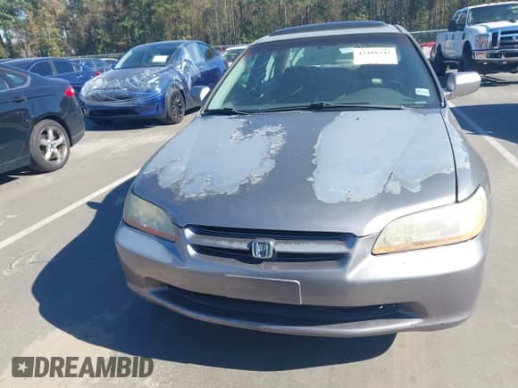 2000 Honda Accord EX с VIN 1HGCG1654YA014234, выставлен на аукционе IAAI как лот 43488342 с пробегом 275 038 миль миль и . История ставок и продаж доступна на DreamBid. Изображение 6.