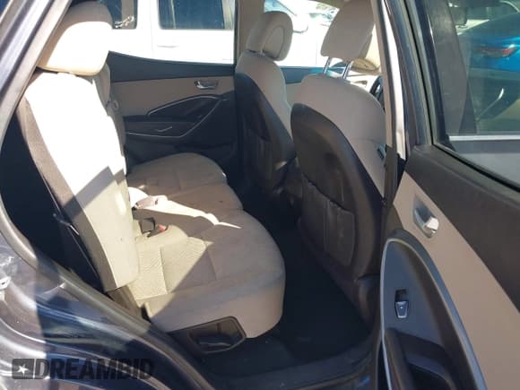 ✅ 2018 Hyundai Santa Fe 2.4L • VIN: 5NMZTDLB6JH107445 • Лот: 43616709. Опубликован ранее на IAAI с пробегом 145 221 миль. Бесплатный доступ к архиву аукционных продаж из США и подробный отчёт об истории автомобиля на DreamBid. Изображение 8.