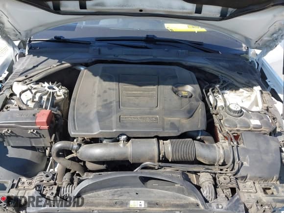 ✅ 2018 Jaguar XE 25t • VIN: SAJAR4FX7JCP35825 • Лот: 43260590. Опубликован ранее на IAAI с пробегом 119 980 миль. Бесплатный доступ к архиву аукционных продаж из США и подробный отчёт об истории автомобиля на DreamBid. Изображение 10.