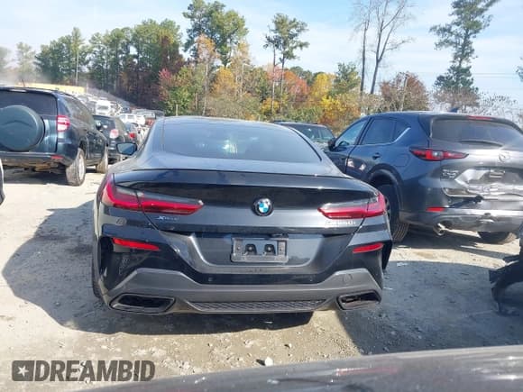 ✅ 2022 BMW 8 Series M850i xDrive • VIN: WBABC4C06NCG86571 • Lot: 43616622. Listed on IAAI with 5,383 mi. Free auction sales archive from the USA and detailed vehicle history report at DreamBid. Image 16.