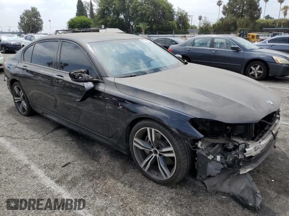 ✅ 2019 BMW 7 Series 740i • VIN: WBA7E2C58KB454424 • Lot: 65784855. Listed on Copart with 80,019 mi. Free auction sales archive from the USA and detailed vehicle history report at DreamBid. Image 4.