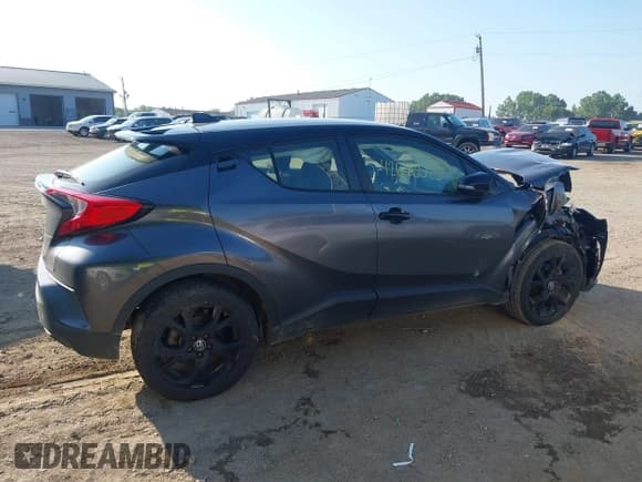 ✅ 2021 Toyota C-HR LE • VIN: JTNKHMBX4M1099677 • Лот: 42623525. Опубликован ранее на IAAI с пробегом 101 376 миль. Бесплатный доступ к архиву аукционных продаж из США и подробный отчёт об истории автомобиля на DreamBid. Изображение 13.