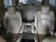 ✅ 2010 Saturn Outlook • VIN: 5GZLVVED8AJ208757 • Lot: 73583114. Wystawiony na Copart z przebiegiem 264 667 mil. Bezpłatny archiwum sprzedaży aukcyjnych z USA i szczegółowy raport historii pojazdu na DreamBid. Zdjęcie 10.