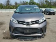 ✅ 2020 Toyota Sienna LE Auto Access Seat • VIN: 5TDKZ3DC4LS083406 • Lot: 59367425. Listed on Copart with 28,420 mi. Free auction sales archive from the USA and detailed vehicle history report at DreamBid. Image 5.