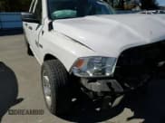 ✅ 2018 Ram 1500 Express • VIN: 1C6RR7FT7JS174927 • Lot: 82665295. Wystawiony na Copart z przebiegiem 86 331 mil. Bezpłatny archiwum sprzedaży aukcyjnych z USA i szczegółowy raport historii pojazdu na DreamBid. Zdjęcie 13.