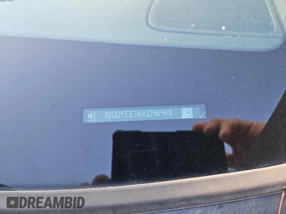 ✅ 2019 Chevrolet Silverado 1500 RST • VIN: 1GCUYEED6KZ156948 • Lot: 84866065. Wystawiony na Copart z przebiegiem 58 243 mil. Bezpłatny archiwum sprzedaży aukcyjnych z USA i szczegółowy raport historii pojazdu na DreamBid. Zdjęcie 10.