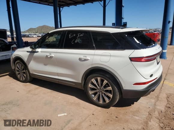 ✅ 2020 Lincoln Corsair Reserve • VIN: 5LMCJ2DHXLUL11804 • Lot: 87083105. Wystawiony na Copart z przebiegiem 67 135 mil. Bezpłatny archiwum sprzedaży aukcyjnych z USA i szczegółowy raport historii pojazdu na DreamBid. Zdjęcie 2.