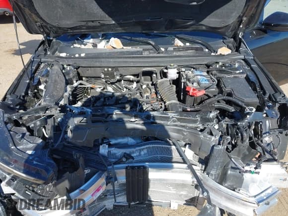 ✅ 2024 Honda Accord LX • VIN: 1HGCY1F28RA052831 • Lot: 41209914. Listed on IAAI with 18,337 mi. Free auction sales archive from the USA and detailed vehicle history report at DreamBid. Image 10.