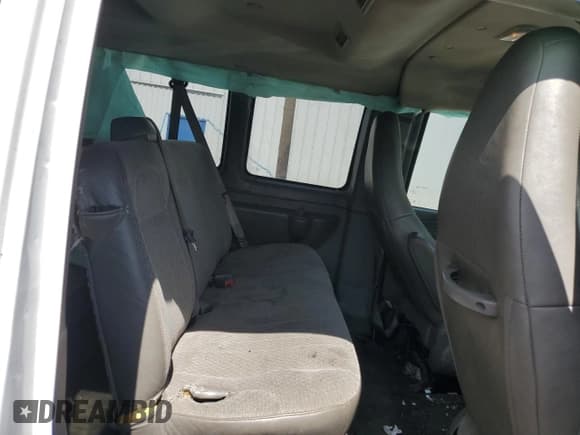 ✅ 2017 Chevrolet Express Passenger LT • VIN: 1GAZGPFG2H1338823 • Лот: 80918705. Опубликован ранее на Copart с пробегом Не указан. Бесплатный доступ к архиву аукционных продаж из США и подробный отчёт об истории автомобиля на DreamBid. Изображение 11.