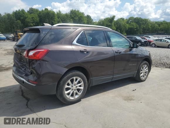 ✅ 2020 Chevrolet Equinox LT • VIN: 2GNAXUEV6L6205305 • Лот: 68328705. Опубликован ранее на Copart с пробегом 88 464 миль. Бесплатный доступ к архиву аукционных продаж из США и подробный отчёт об истории автомобиля на DreamBid. Изображение 3.