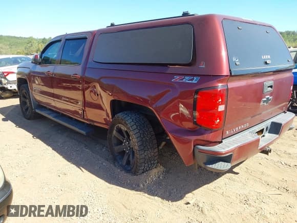 ✅ 2017 Chevrolet Silverado 1500 LT • VIN: 3GCUKRECXHG229957 • Лот: 43470539. Опубликован ранее на IAAI с пробегом 133 621 миль. Бесплатный доступ к архиву аукционных продаж из США и подробный отчёт об истории автомобиля на DreamBid. Изображение 3.