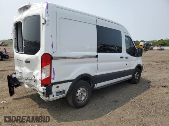 ✅ 2019 Ford Transit • VIN: 1FTYE1CM1KKA53998 • Lot: 63350835. Wystawiony na Copart z przebiegiem 198 493 mil. Bezpłatny archiwum sprzedaży aukcyjnych z USA i szczegółowy raport historii pojazdu na DreamBid. Zdjęcie 3.