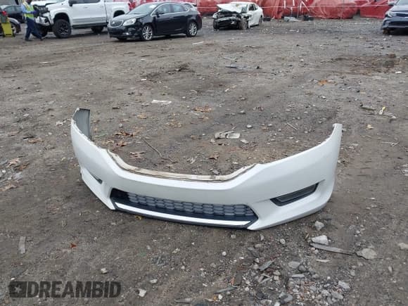 ✅ 2015 Honda Accord EX-L • VIN: 1HGCR2F83FA110329 • Lot: 43563277. Listed on IAAI with 131,121 mi. Free auction sales archive from the USA and detailed vehicle history report at DreamBid. Image 11.