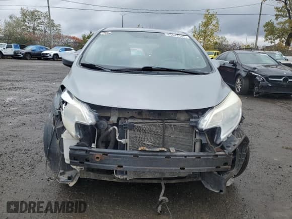 ✅ 2015 Nissan Note SL • VIN: 3N1CE2CP2FL353888 • Лот: 85643125. Опубликован ранее на Copart с пробегом 129 832 миль. Бесплатный доступ к архиву аукционных продаж из США и подробный отчёт об истории автомобиля на DreamBid. Изображение 5.