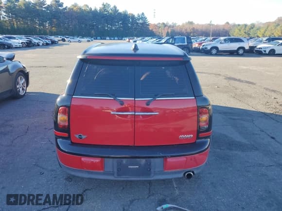 ✅ 2010 MINI Clubman • VIN: WMWML3C58ATX51197 • Lot: 87240645. Wystawiony na Copart z przebiegiem Nie podano. Bezpłatny archiwum sprzedaży aukcyjnych z USA i szczegółowy raport historii pojazdu na DreamBid. Zdjęcie 6.