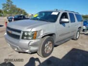 ✅ 2007 Chevrolet Suburban LTZ • VIN: 1GNFK16387J190556 • Lot: 43680994. Listed on IAAI with 264,904 mi. Free auction sales archive from the USA and detailed vehicle history report at DreamBid. Image 2.